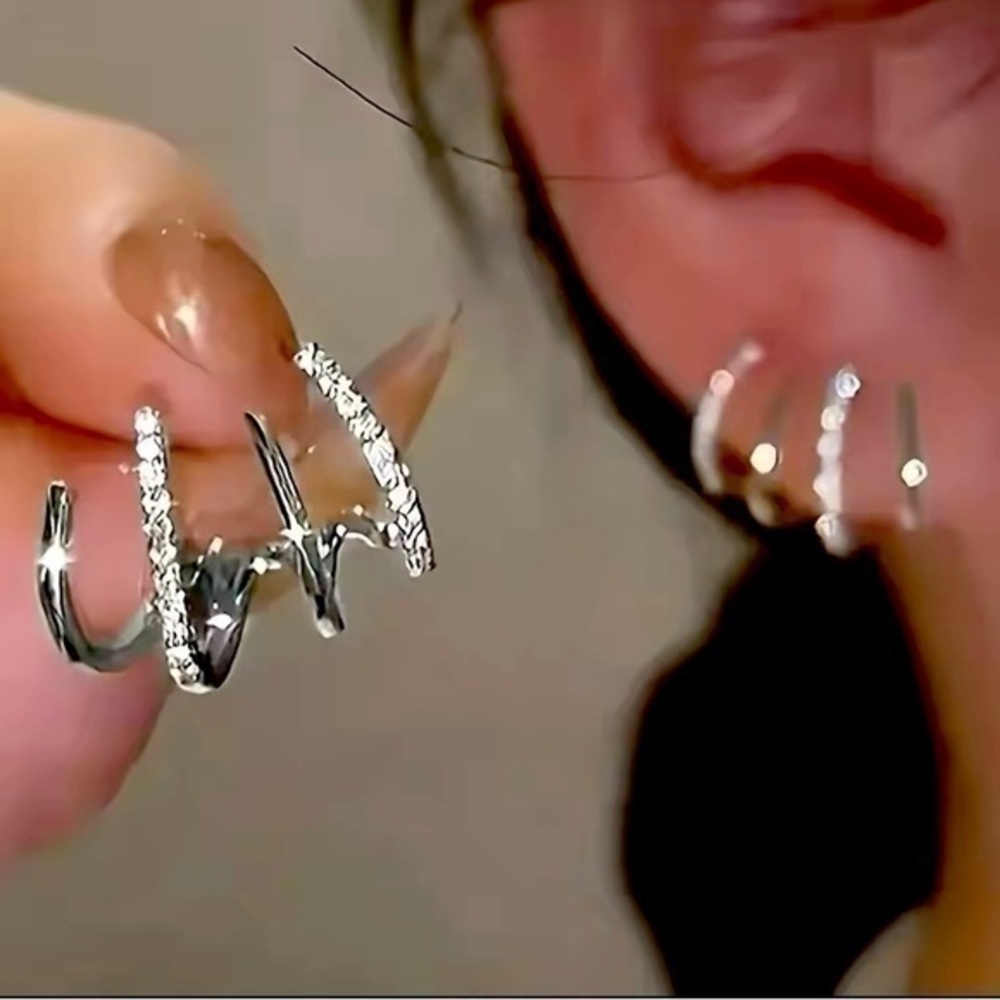 Rhinestone Claw Earrings